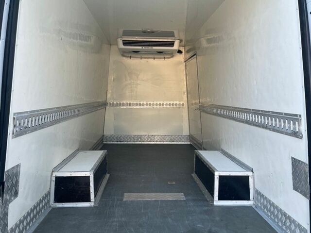 Білий Мерседес Sprinter, об'ємом двигуна 2.99 л та пробігом 1000 тис. км за 20900 $, фото 23 на Automoto.ua