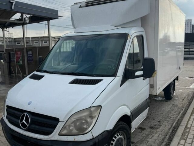 Белый Мерседес Sprinter, объемом двигателя 2.14 л и пробегом 940 тыс. км за 17500 $, фото 1 на Automoto.ua