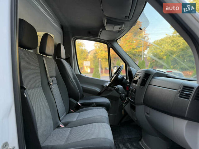 Білий Мерседес Sprinter, об'ємом двигуна 2.2 л та пробігом 227 тис. км за 21000 $, фото 22 на Automoto.ua
