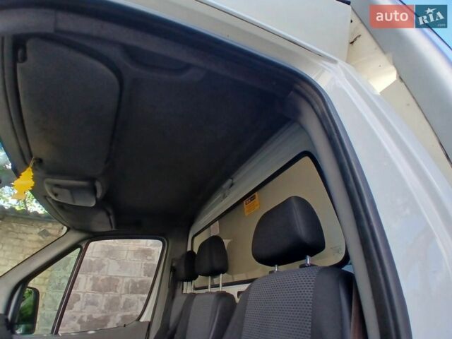 Белый Мерседес Sprinter, объемом двигателя 2.14 л и пробегом 571 тыс. км за 11200 $, фото 80 на Automoto.ua