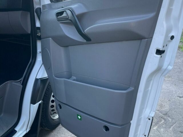 Білий Мерседес Sprinter, об'ємом двигуна 2.99 л та пробігом 1000 тис. км за 20900 $, фото 18 на Automoto.ua