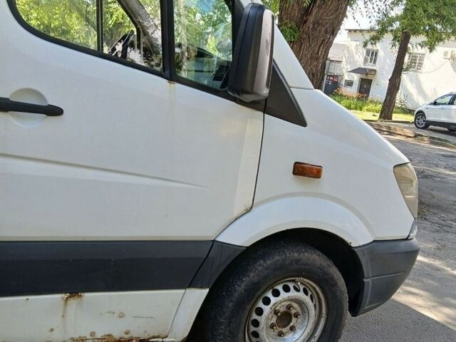 Белый Мерседес Sprinter, объемом двигателя 2.14 л и пробегом 571 тыс. км за 11200 $, фото 45 на Automoto.ua