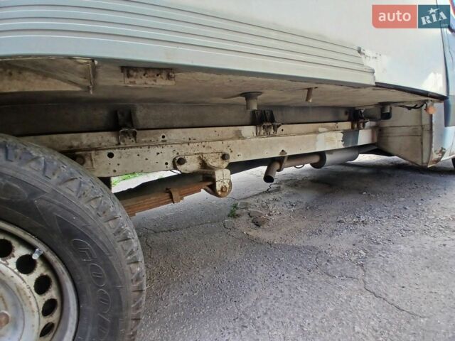 Белый Мерседес Sprinter, объемом двигателя 2.14 л и пробегом 571 тыс. км за 11200 $, фото 61 на Automoto.ua