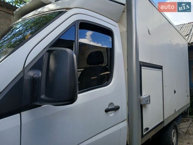Белый Мерседес Sprinter, объемом двигателя 2.14 л и пробегом 571 тыс. км за 11200 $, фото 71 на Automoto.ua
