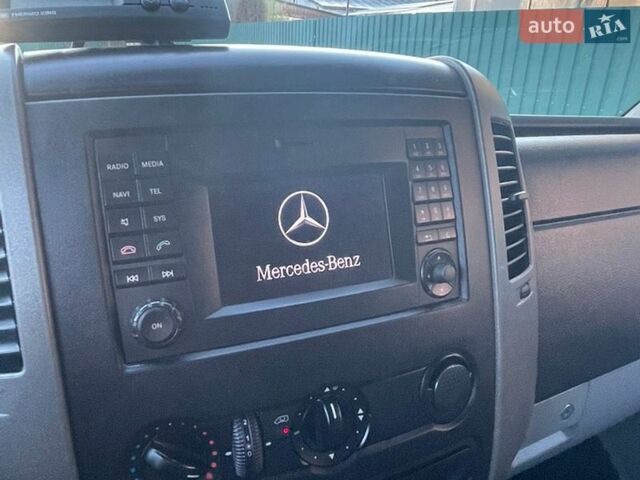 Белый Мерседес Sprinter, объемом двигателя 2.99 л и пробегом 430 тыс. км за 23900 $, фото 34 на Automoto.ua