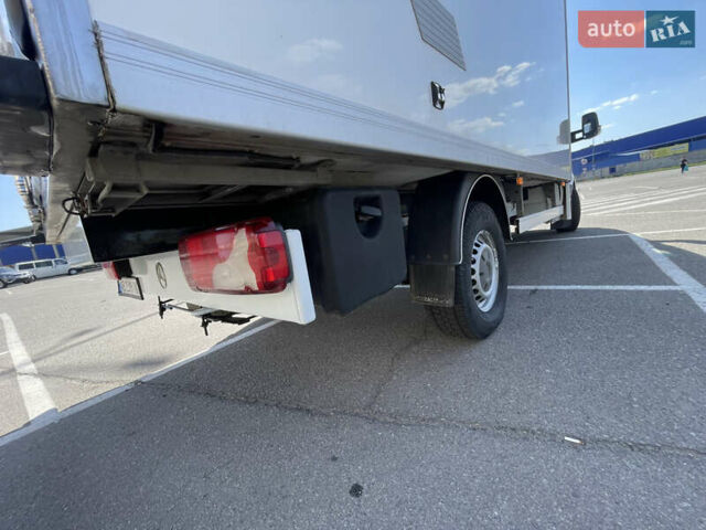 Білий Мерседес Sprinter, об'ємом двигуна 2.99 л та пробігом 380 тис. км за 25000 $, фото 8 на Automoto.ua
