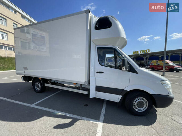 Білий Мерседес Sprinter, об'ємом двигуна 2.99 л та пробігом 380 тис. км за 25000 $, фото 6 на Automoto.ua