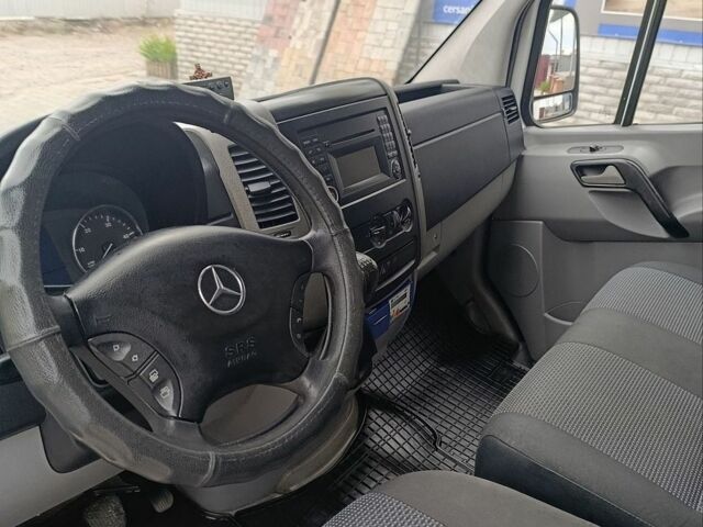 Белый Мерседес Sprinter, объемом двигателя 2.14 л и пробегом 430 тыс. км за 14500 $, фото 17 на Automoto.ua