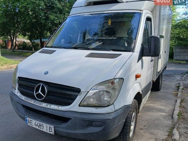 Белый Мерседес Sprinter, объемом двигателя 2.14 л и пробегом 571 тыс. км за 11200 $, фото 43 на Automoto.ua