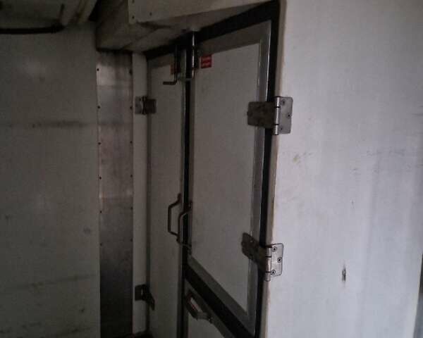 Білий Мерседес Sprinter, об'ємом двигуна 2.14 л та пробігом 282 тис. км за 14700 $, фото 7 на Automoto.ua