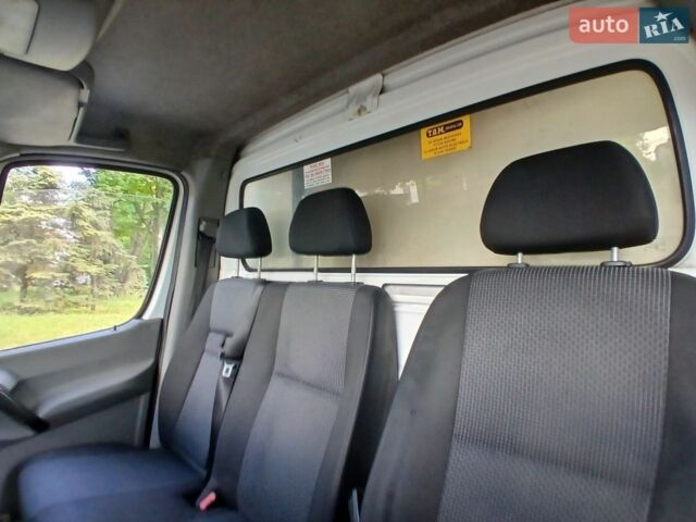 Белый Мерседес Sprinter, объемом двигателя 2.14 л и пробегом 571 тыс. км за 11200 $, фото 50 на Automoto.ua