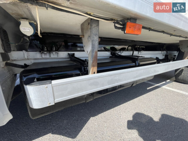 Белый Мерседес Sprinter, объемом двигателя 2.99 л и пробегом 380 тыс. км за 21000 $, фото 14 на Automoto.ua