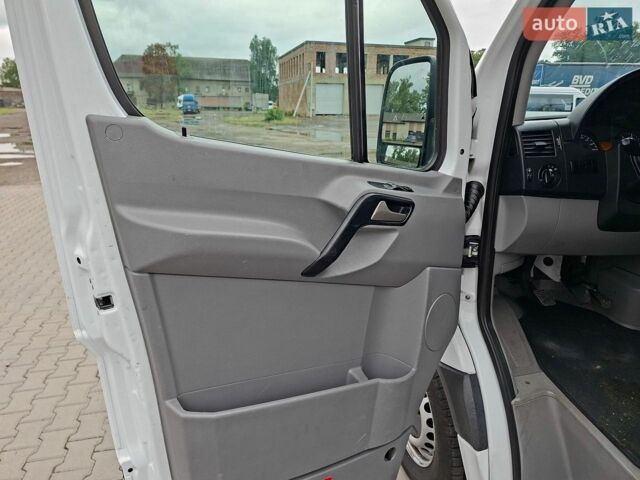 Білий Мерседес Sprinter, об'ємом двигуна 2.2 л та пробігом 300 тис. км за 17500 $, фото 31 на Automoto.ua