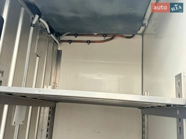 Белый Мерседес Sprinter, объемом двигателя 2.1 л и пробегом 217 тыс. км за 19800 $, фото 17 на Automoto.ua