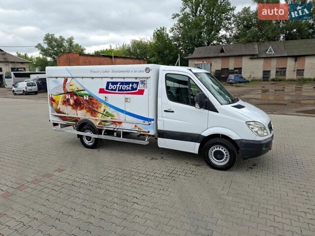 Білий Мерседес Sprinter, об'ємом двигуна 2.2 л та пробігом 300 тис. км за 17500 $, фото 1 на Automoto.ua
