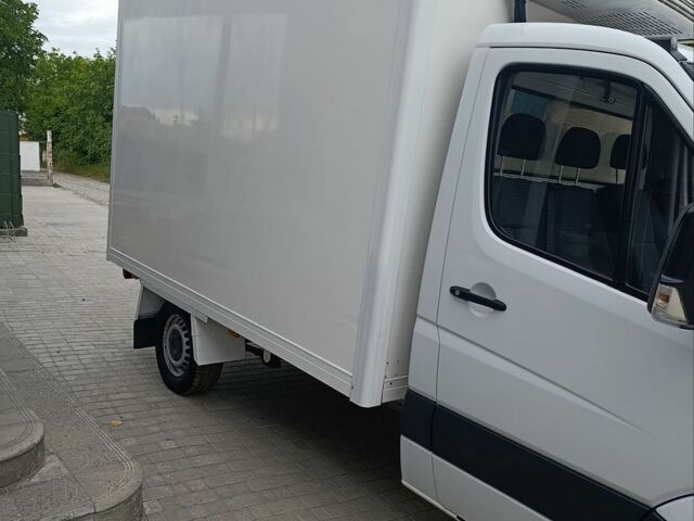 Белый Мерседес Sprinter, объемом двигателя 2.14 л и пробегом 430 тыс. км за 14500 $, фото 5 на Automoto.ua