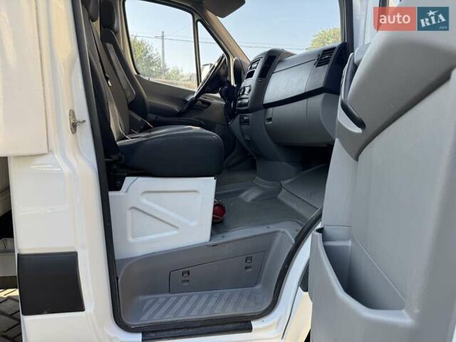 Білий Мерседес Sprinter, об'ємом двигуна 2.2 л та пробігом 316 тис. км за 18300 $, фото 28 на Automoto.ua