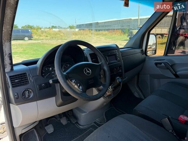 Білий Мерседес Sprinter, об'ємом двигуна 2.15 л та пробігом 343 тис. км за 11000 $, фото 14 на Automoto.ua