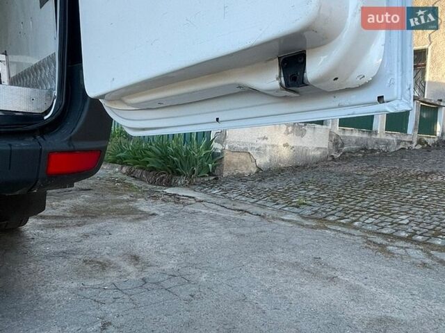 Белый Мерседес Sprinter, объемом двигателя 2.99 л и пробегом 430 тыс. км за 23900 $, фото 24 на Automoto.ua