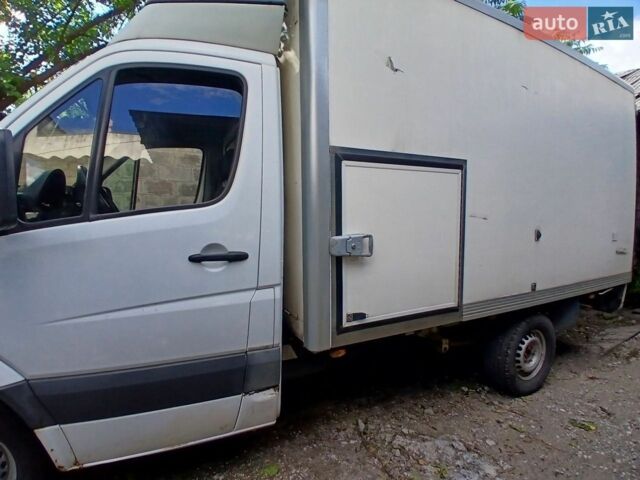 Белый Мерседес Sprinter, объемом двигателя 2.14 л и пробегом 571 тыс. км за 11200 $, фото 72 на Automoto.ua