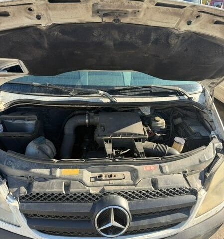 Белый Мерседес Sprinter, объемом двигателя 2.14 л и пробегом 940 тыс. км за 17500 $, фото 11 на Automoto.ua