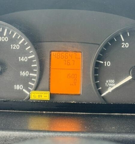 Білий Мерседес Sprinter, об'ємом двигуна 2.14 л та пробігом 400 тис. км за 9800 $, фото 12 на Automoto.ua