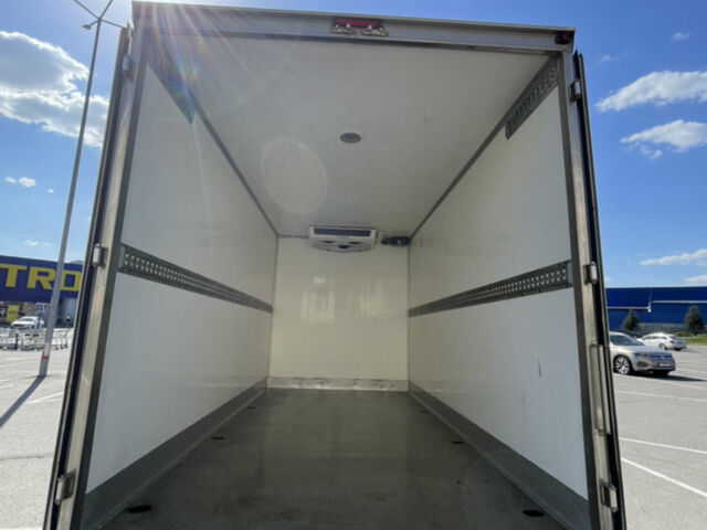 Белый Мерседес Sprinter, объемом двигателя 2.99 л и пробегом 380 тыс. км за 20000 $, фото 18 на Automoto.ua