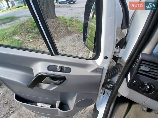 Белый Мерседес Sprinter, объемом двигателя 2.14 л и пробегом 571 тыс. км за 11200 $, фото 52 на Automoto.ua