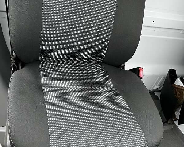 Белый Мерседес Sprinter, объемом двигателя 0 л и пробегом 305 тыс. км за 18900 $, фото 25 на Automoto.ua