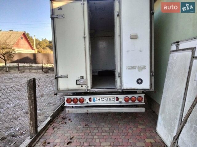 Белый Мерседес Sprinter, объемом двигателя 3 л и пробегом 550 тыс. км за 44000 $, фото 14 на Automoto.ua