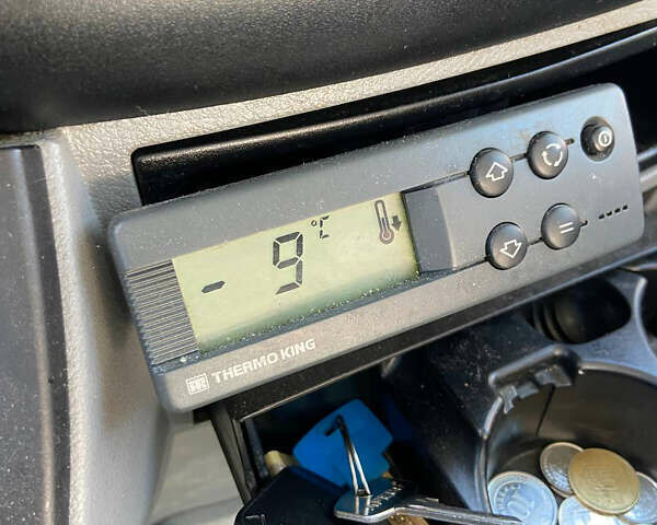 Білий Мерседес Sprinter, об'ємом двигуна 2.2 л та пробігом 220 тис. км за 21000 $, фото 32 на Automoto.ua