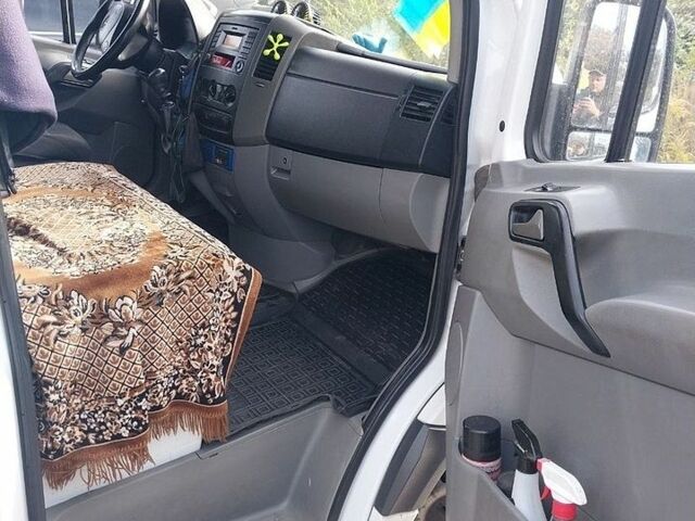 Білий Мерседес Sprinter, об'ємом двигуна 2.7 л та пробігом 350 тис. км за 13500 $, фото 4 на Automoto.ua