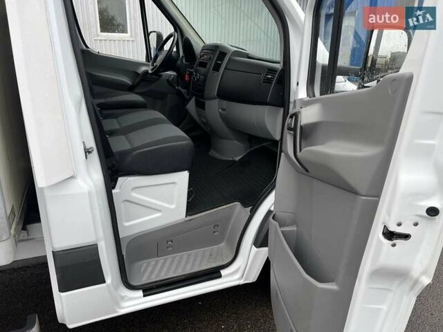 Білий Мерседес Sprinter, об'ємом двигуна 0 л та пробігом 296 тис. км за 17900 $, фото 15 на Automoto.ua