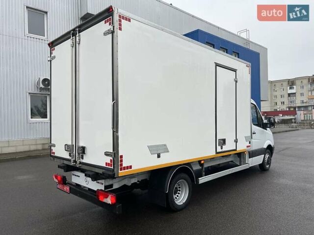Белый Мерседес Sprinter, объемом двигателя 0 л и пробегом 296 тыс. км за 17900 $, фото 9 на Automoto.ua