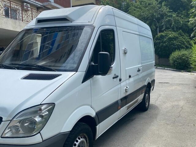 Білий Мерседес Sprinter, об'ємом двигуна 2.14 л та пробігом 265 тис. км за 16500 $, фото 1 на Automoto.ua