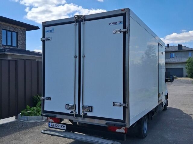 Белый Мерседес Sprinter, объемом двигателя 2.14 л и пробегом 411 тыс. км за 25800 $, фото 7 на Automoto.ua