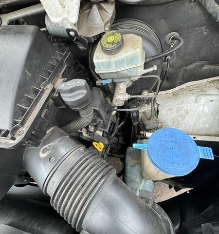 Білий Мерседес Sprinter, об'ємом двигуна 2.14 л та пробігом 620 тис. км за 14000 $, фото 13 на Automoto.ua