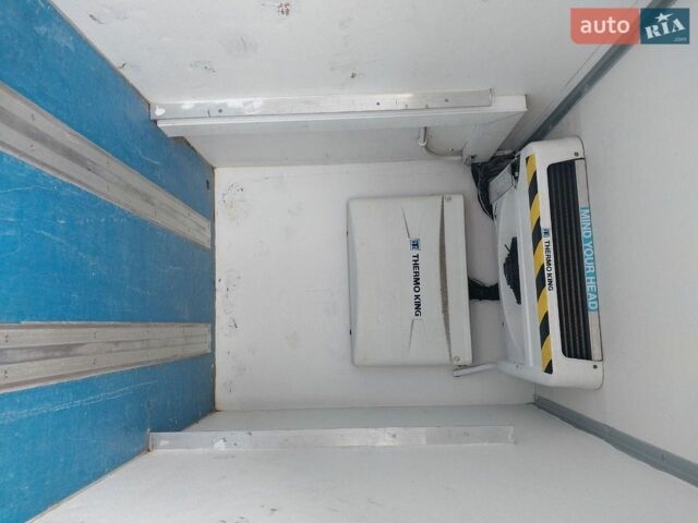 Білий Мерседес Sprinter, об'ємом двигуна 2.7 л та пробігом 350 тис. км за 13500 $, фото 6 на Automoto.ua