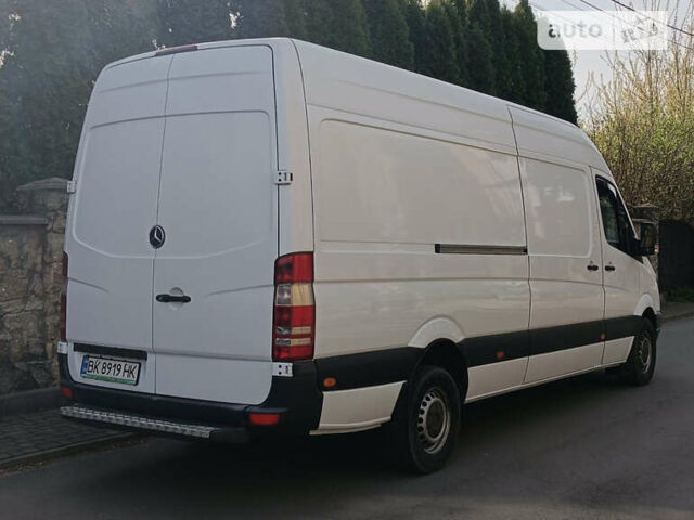 Белый Мерседес Sprinter, объемом двигателя 2.7 л и пробегом 693 тыс. км за 15900 $, фото 7 на Automoto.ua