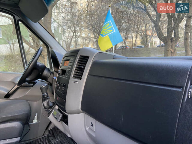Білий Мерседес Sprinter, об'ємом двигуна 2.2 л та пробігом 220 тис. км за 21000 $, фото 29 на Automoto.ua