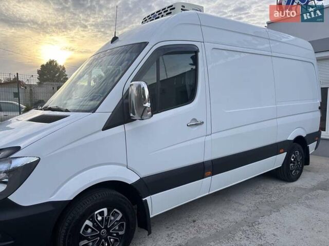 Белый Мерседес Sprinter, объемом двигателя 2.14 л и пробегом 356 тыс. км за 22000 $, фото 5 на Automoto.ua