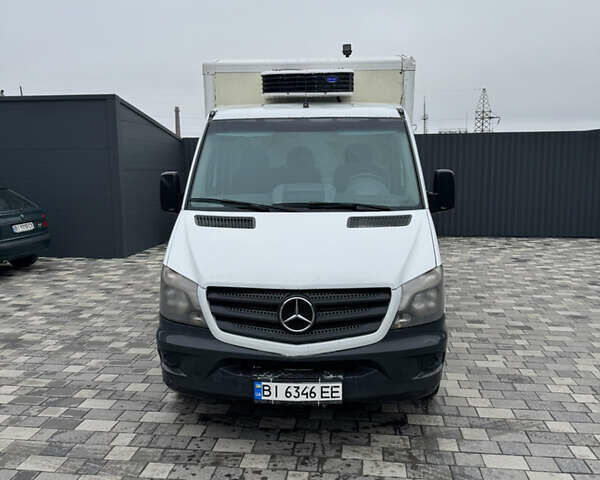 Белый Мерседес Sprinter, объемом двигателя 2.69 л и пробегом 400 тыс. км за 16500 $, фото 1 на Automoto.ua