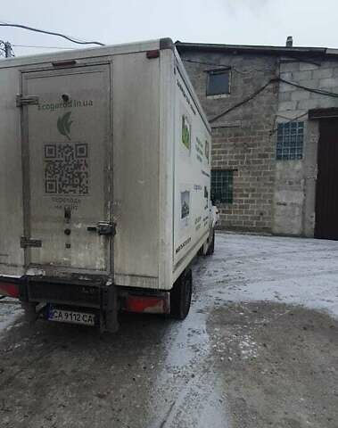 Белый Мерседес Sprinter, объемом двигателя 2.14 л и пробегом 550 тыс. км за 10000 $, фото 3 на Automoto.ua