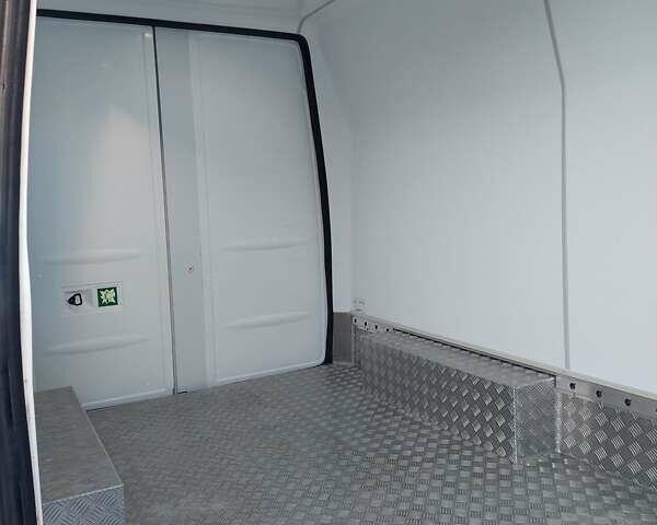 Білий Мерседес Sprinter, об'ємом двигуна 2.2 л та пробігом 280 тис. км за 18900 $, фото 15 на Automoto.ua