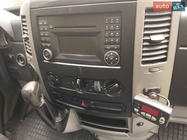 Білий Мерседес Sprinter, об'ємом двигуна 2.1 л та пробігом 540 тис. км за 13700 $, фото 8 на Automoto.ua