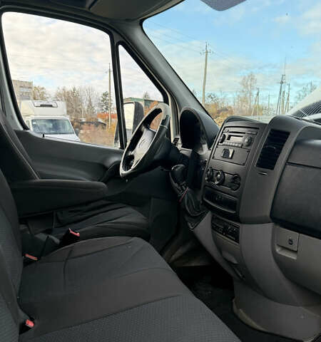Білий Мерседес Sprinter, об'ємом двигуна 2.9 л та пробігом 685 тис. км за 14500 $, фото 5 на Automoto.ua