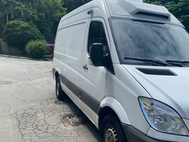 Білий Мерседес Sprinter, об'ємом двигуна 2.14 л та пробігом 265 тис. км за 16500 $, фото 3 на Automoto.ua