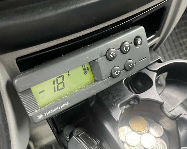 Білий Мерседес Sprinter, об'ємом двигуна 2.2 л та пробігом 220 тис. км за 21000 $, фото 31 на Automoto.ua