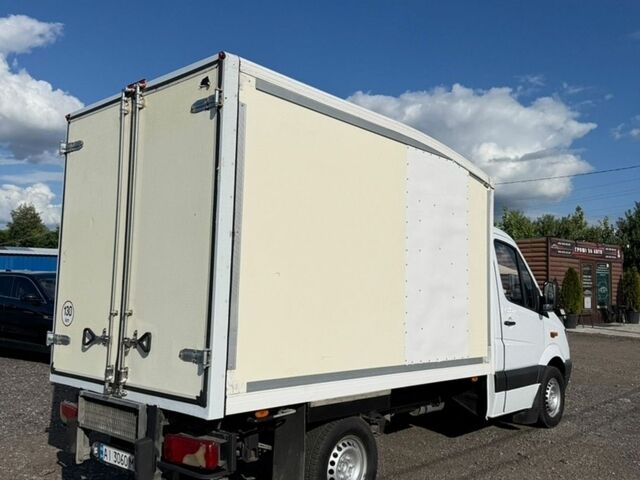 Белый Мерседес Sprinter, объемом двигателя 2.14 л и пробегом 343 тыс. км за 15400 $, фото 3 на Automoto.ua