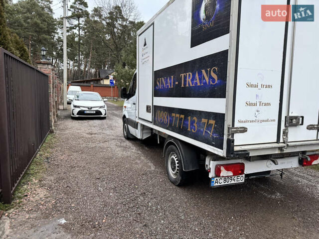 Белый Мерседес Sprinter, объемом двигателя 2.14 л и пробегом 260 тыс. км за 17000 $, фото 3 на Automoto.ua
